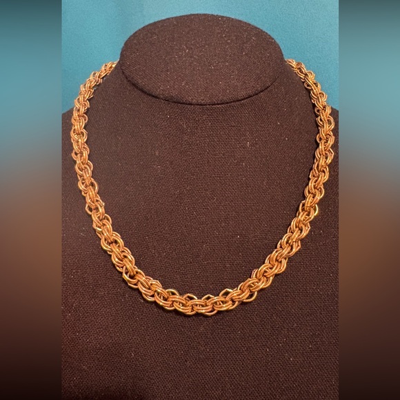 trifari vintage necklace lot of 5 varying lengths gold tone - Picture 3 of 12